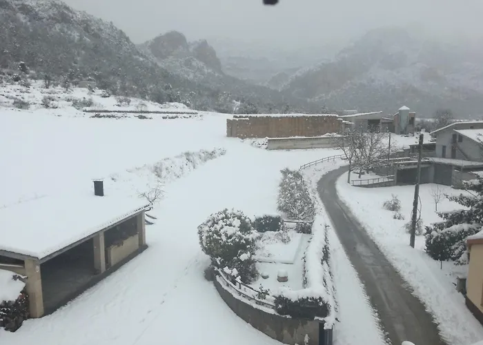 Cal Servero مزرعة للإقامة